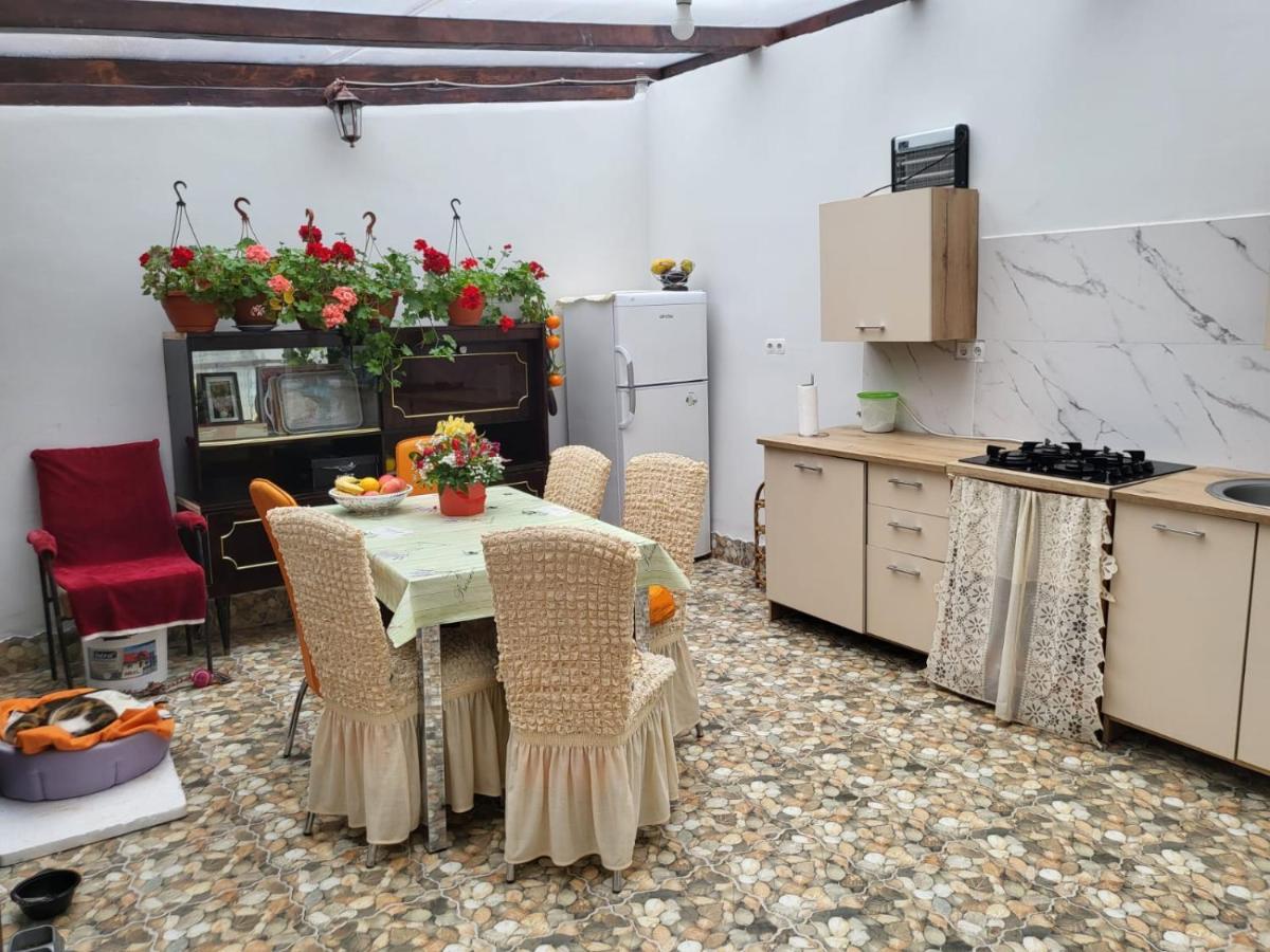 Apartament Cu Terasa Si Gratar Satu Mare Exterior foto