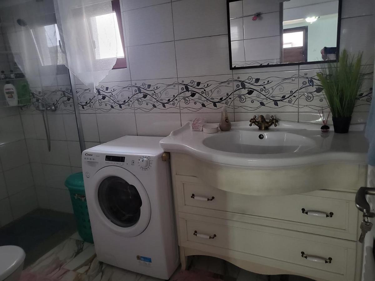 Apartament Cu Terasa Si Gratar Satu Mare Exterior foto
